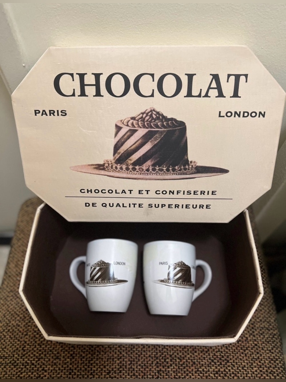 Chocolat Paris & London White Ceramic Espresso Mug Set